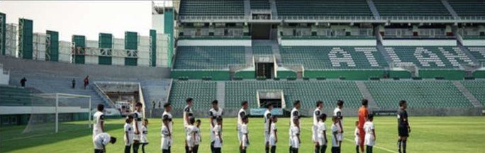 Cobertura de evento deportivo en estadio — Memo, colaborador de Sistema Creativo Cobertura de evento deportivo en estadio — Memo, colaborador de Sistema Creativo